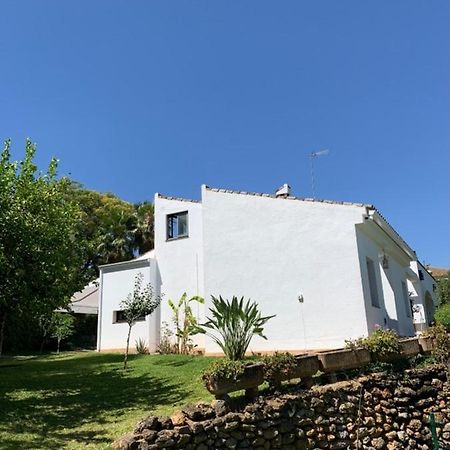 Chalet Con Vistas A Sevilla Gelves ภายนอก รูปภาพ