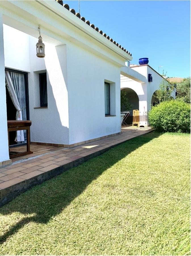 Chalet Con Vistas A Sevilla Gelves ภายนอก รูปภาพ